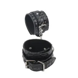 CHISA Surrender Restraints käsiraudat 30,5 cm