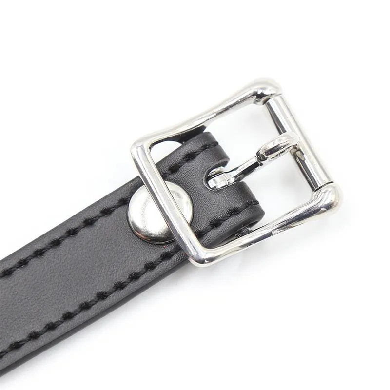 Ball Gag hingav must/punane