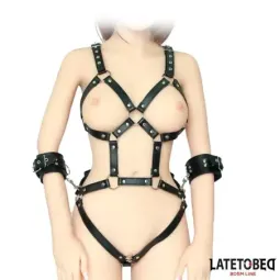 LATETOBED bondage-valjaat käsiraudoilla