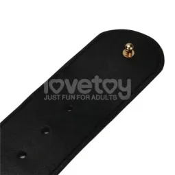 LOVETOY Ingen strap-on ontolla silikonidildolla